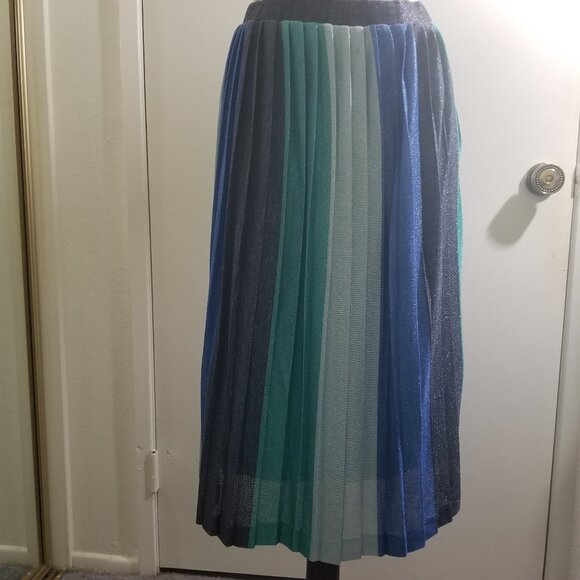 Maeve by Anthropologie Brand long skirt, mulitple colors, size XS - Picture 12 of 14